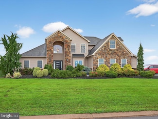13 Pheasant Hill Dr, Halifax, PA 17032