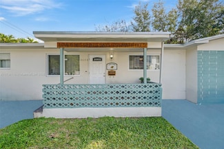 3553 Hibiscus St, Miami, FL 33133
