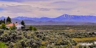 351 Lakeside Dr, Shoshone, ID 83352