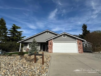 18020 Hambletonian Dr, Tehachapi, CA 93561