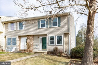 4338 Sycamore Dr, Hampstead, MD 21074