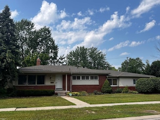 22633 E Schafer St, Clinton Township, MI 48035