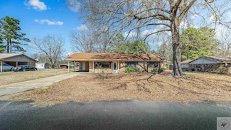 128 Washington St, Ashdown, AR 71822