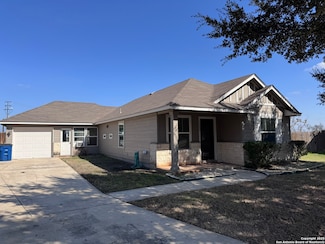 1002 Birdsong Ln, New Braunfels, TX 78130