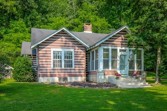 813 Mimosa Ave, Jasper, TN 37347
