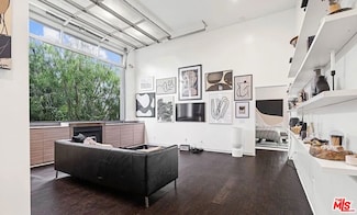 615 6th Ave Unit 1/2, Venice, CA 90291