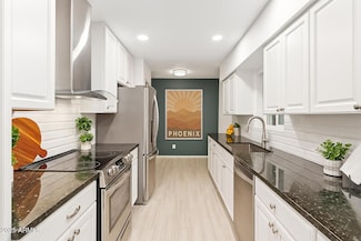 609 E Royal Palm Square N, Phoenix, AZ 85020