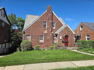 147 Lee Ave, Yonkers, NY 10705