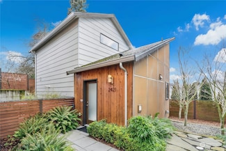2421 S Norman St, Seattle, WA 98144