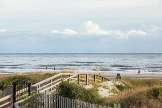 1006 Ocean Blvd Unit 103, Isle of Palms, SC 29451