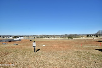 1582 Black Bear Cir, Loudon, TN 37774