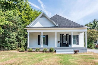 402 E Pleasant Ave, Covington, TN 38019