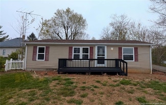 202 N Harrison St, Salem, IN 47167
