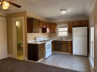 1464 E 14th St, Des Moines, IA 50316