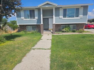 3243 S Fairlane St, Magna, UT 84044