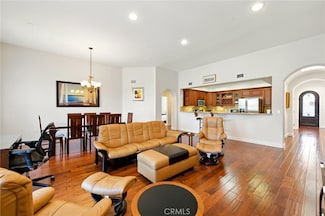 1835 S Barrington Ave Unit 2, Los Angeles, CA 90025