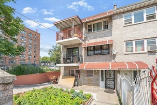 4352 Baychester Ave, Bronx, NY 10466