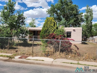 646 E Stephens Ave, Grants, NM 87020