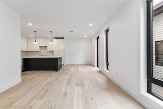 33 A St Unit 504, Boston, MA 02127