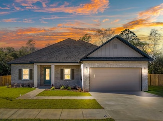 176 Perimeter Place, Freeport, FL 32439