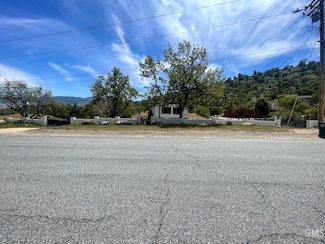 21416 Prospect Ave, Tehachapi, CA 93561