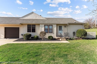 9915 Cambridge Ct Unit 114, 1, South Lyon, MI 48178