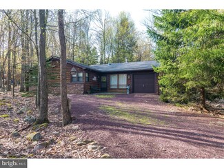 80 Greenwood Rd, Lake Harmony, PA 18624