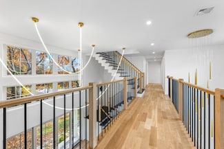 12 Hill St, Needham, MA 02494