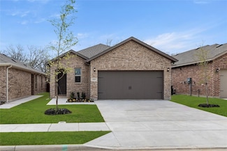 1818 Iris Rd, Melissa, TX 75454