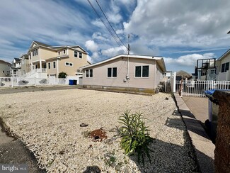 51 Ralph Ln, Manahawkin, NJ 08050