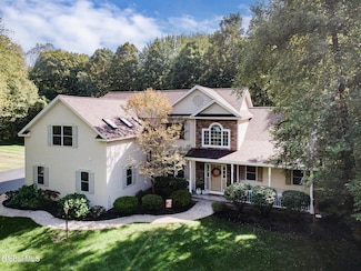 23 Vischer Ferry Rd, Rexford, NY 12148