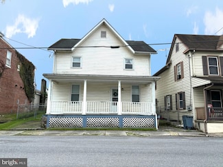 8 E Elger St, Union Bridge, MD 21791