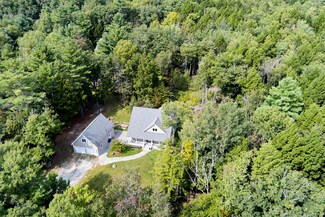 49 Moody Mountain Rd, Lincolnville, ME 04849