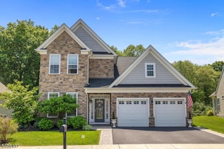 16 Gordon Way, Flanders, NJ 07836
