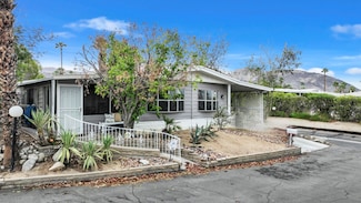 33 Diamond Dr E, Palm Desert, CA 92260