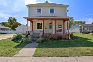 312 E Springfield Rd, Arcola, IL 61910