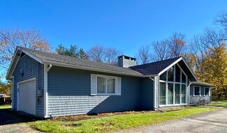 74 Locust St, Assonet, MA 02702