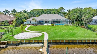 12176 SE Riverbend Ln, Port St. Lucie, FL 34984