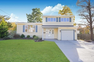 39 Cindy St, Old Bridge, NJ 08857