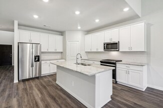 701 Easthill Dr, McKinney, TX 75071