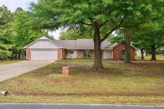 31 Yellow Brick Dr, Stillwater, OK 74074