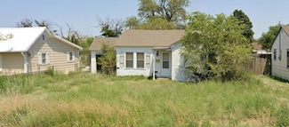 222 N El Paso Ave, Tulia, TX 79088