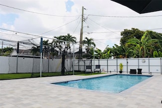 1847 W 2nd Ave, Hialeah, FL 33010