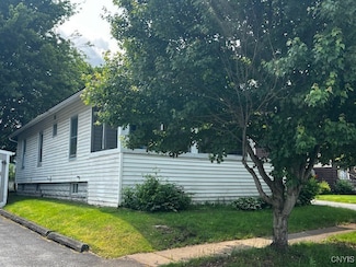 10 Russell Ave, Yorkville, NY 13495