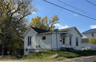 1332 Playford Ave, Zanesville, OH 43701
