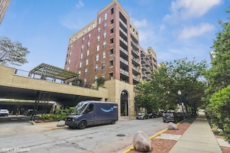 833 W 15th Place Unit 306E, Chicago, IL 60608