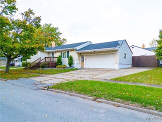 76 Alliger Dr, Tonawanda, NY 14150
