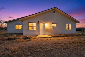 3 California Ct, Moriarty, NM 87035