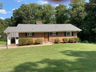 2953 Parkhurst Dr, Winston Salem, NC 27103