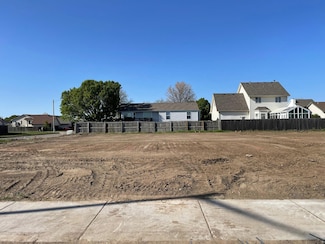 9304 Creed St, Wichita, KS 67210